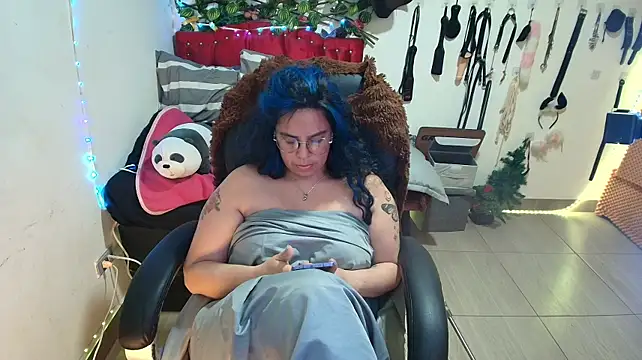 Chatroom XXX en direct de elektra_32