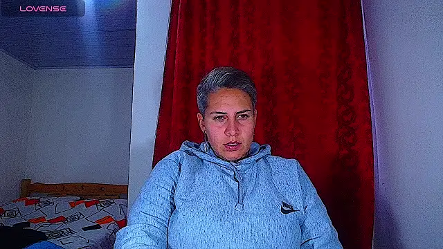 دردشة Yessi_rousse الجنسية المباشرة