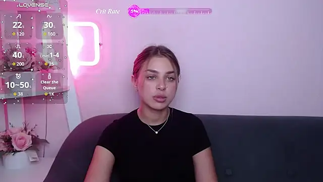MilanaAngelAs 即時 XXX 聊天
