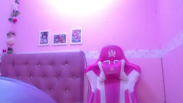 Soffi_Sweett 现场XXX聊天