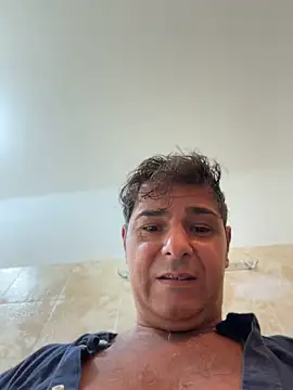 Chat +18 de SecretlyDD ao vivo