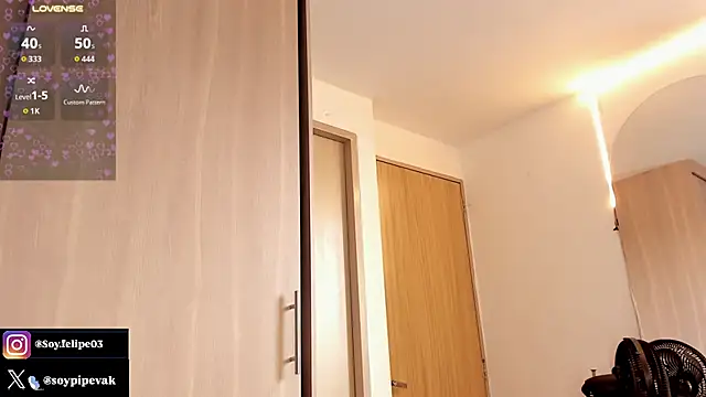 soyander03_ Live XXX Chat