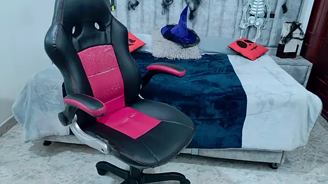 laureentt_'s Live XXX Chat