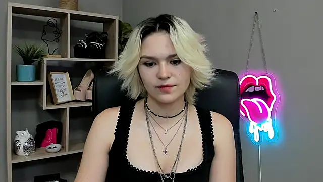 SweetLilyxo Chat XXX in diretta