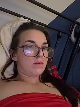 XXX chat uživo modela Emgrrrxxx