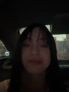 XXX chat uživo modela Lilonok