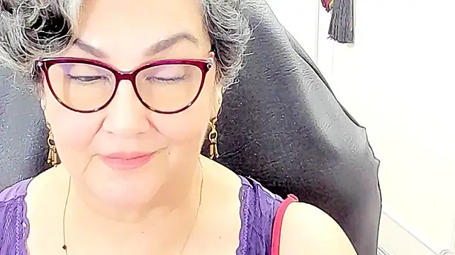cataleya_mom's Live XXX Chat
