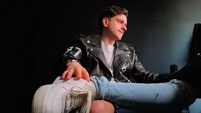 FelixStarkk: απευθείας συνομιλία ΧΧΧ