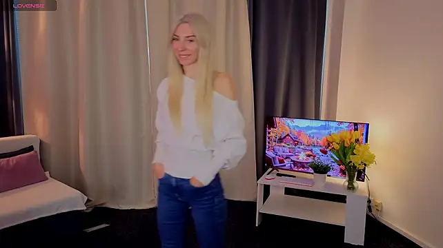 EllisSkyy's Live XXX Chat