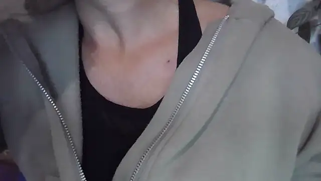 Živý XXX chat fox_red_lady7