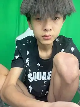 DD-101's Live XXX Chat