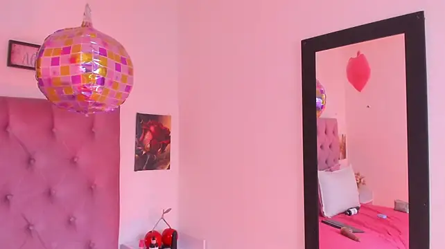 Chat XXX en directo de Aily_star