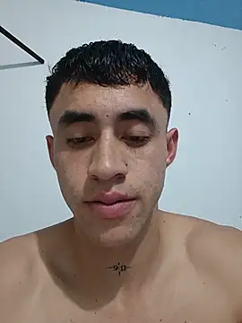 Cris-h Chat XXX live