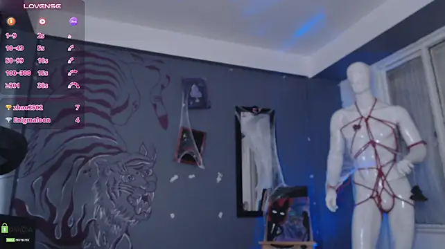 XXX chat uživo modela Regina_Iris
