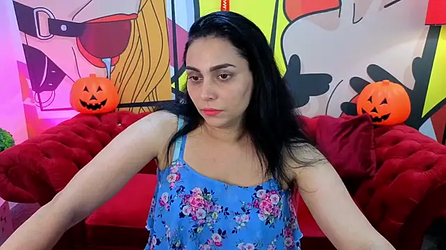 KarinaHaYess Adlı Modelin Canlı XXX Sohbeti