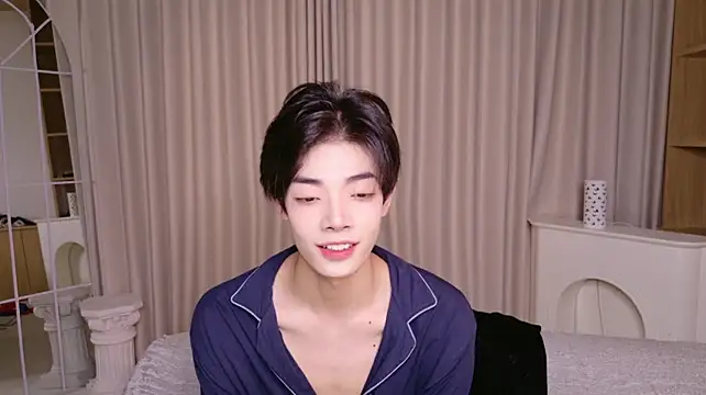 แชท XXX สดของ XiaoZeouba