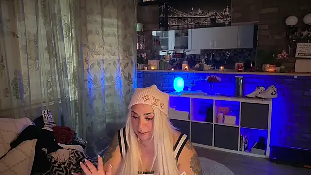 Monageil's Live XXX Chat