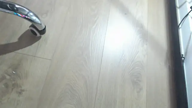 feetichman XXX чат на живо