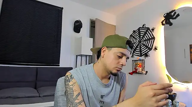 Chat XXX Live alejandro_calderon1