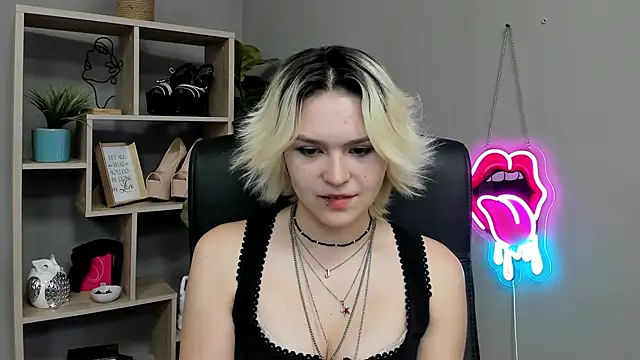 SweetLilyxo 现场XXX聊天
