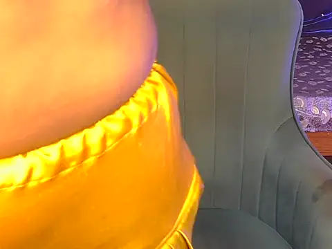 Wow-ruchi's Live XXX Chat