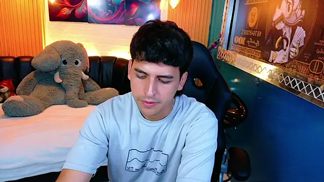Chat XXX ao vivo de ian_sprouse
