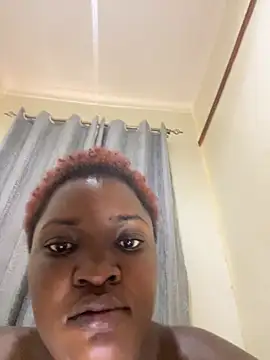 sweet18creamybigpussy's Live XXX Chat