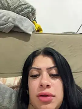 צ'אט XXX בשידור חי של belababyy