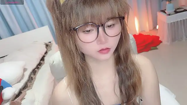 di-or- লাইভ XXX চ্যাট