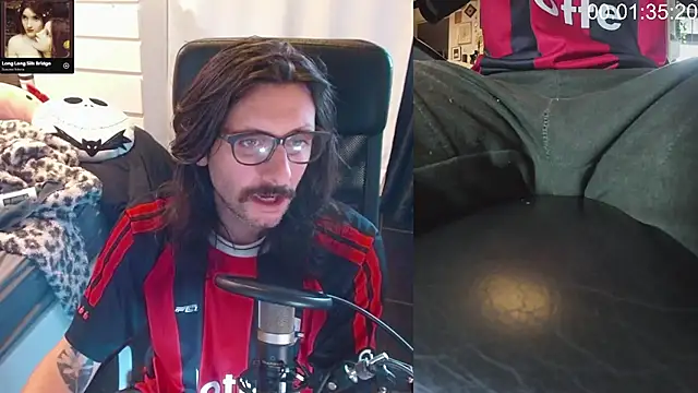 Živý XXX chat Chuck-FR