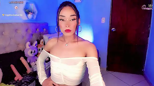 SWEETT_KYLIE's Live XXX Chat