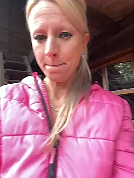 LaMadrina006 XXX чат на живо