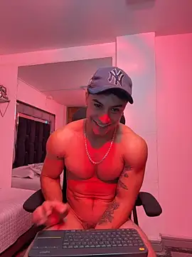 MR_MUSCLE's Webcam Show