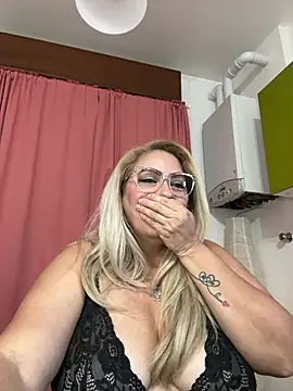 x_elena_x's Live XXX Chat