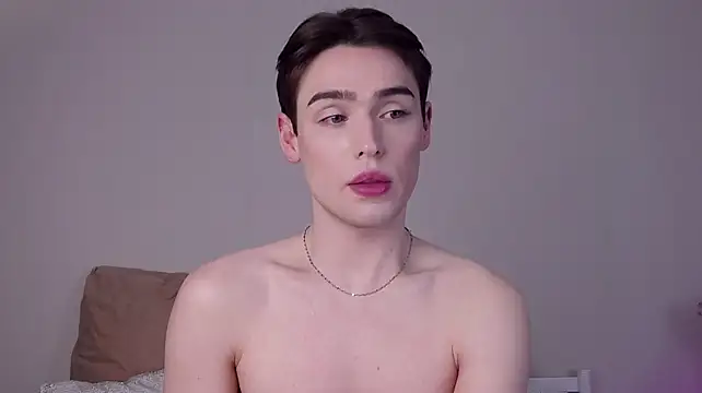 RobbyCharming Adlı Modelin Canlı XXX Sohbeti