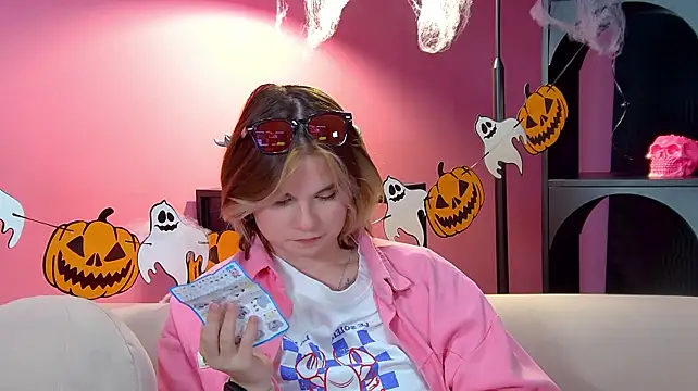 แชท XXX สดของ AliceAllard