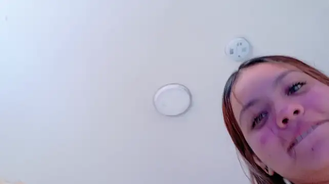 XXX chat uživo modela Emily__Stef