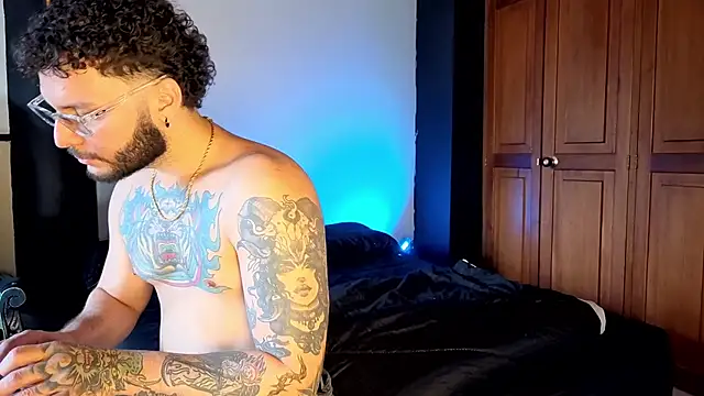 צ'אט XXX בשידור חי של Tadeo_Prieto_