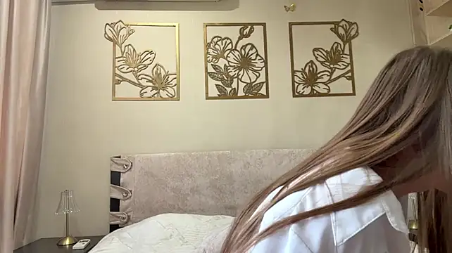 QuennaCoote 现场XXX聊天