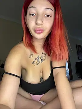 Nyvera Chat XXX in diretta