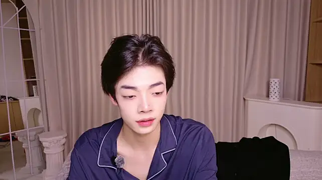 XiaoZeouba 라이브 XXX 채팅