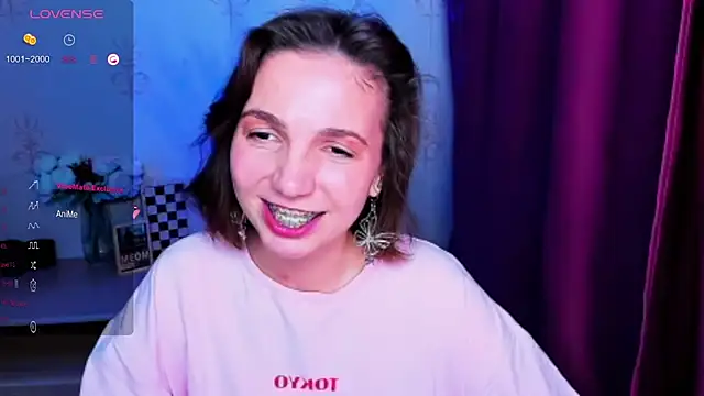 KindHazelHere_ Adlı Modelin Canlı XXX Sohbeti