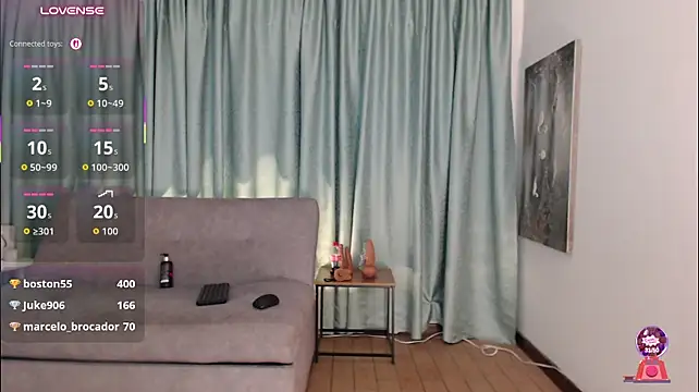 Chat XXX en directo de YuliethPetite