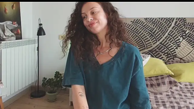 IreneBlue_'s Live XXX Chat