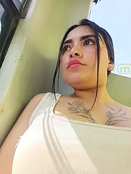 MAYE__13's Live XXX Chat
