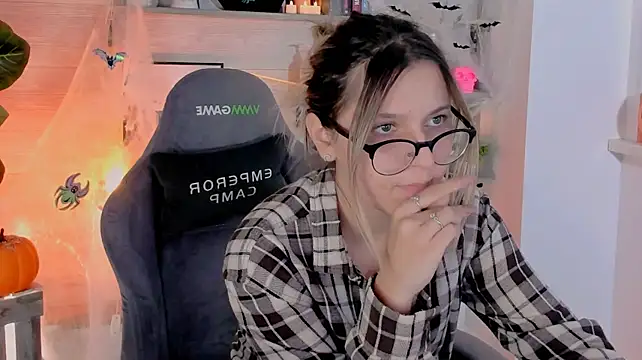 LeslieBloom's Live XXX Chat
