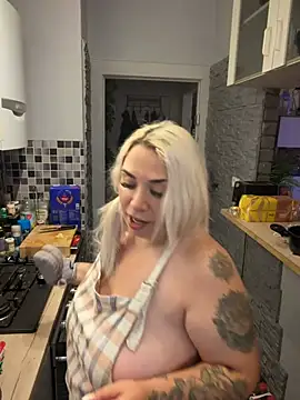 Monageil live XXX chat