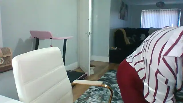 HousewifeAnna 라이브 XXX 채팅