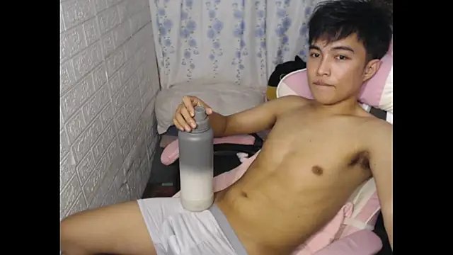 _peachyboyyy 现场XXX聊天