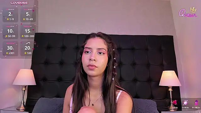 AriRose Chat XXX in diretta